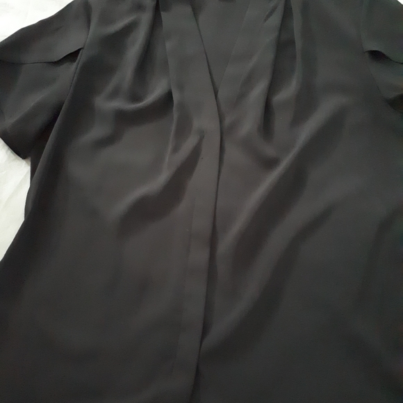 Calvin Klein Short Sleeve Blouse 👚 - Picture 2 of 4